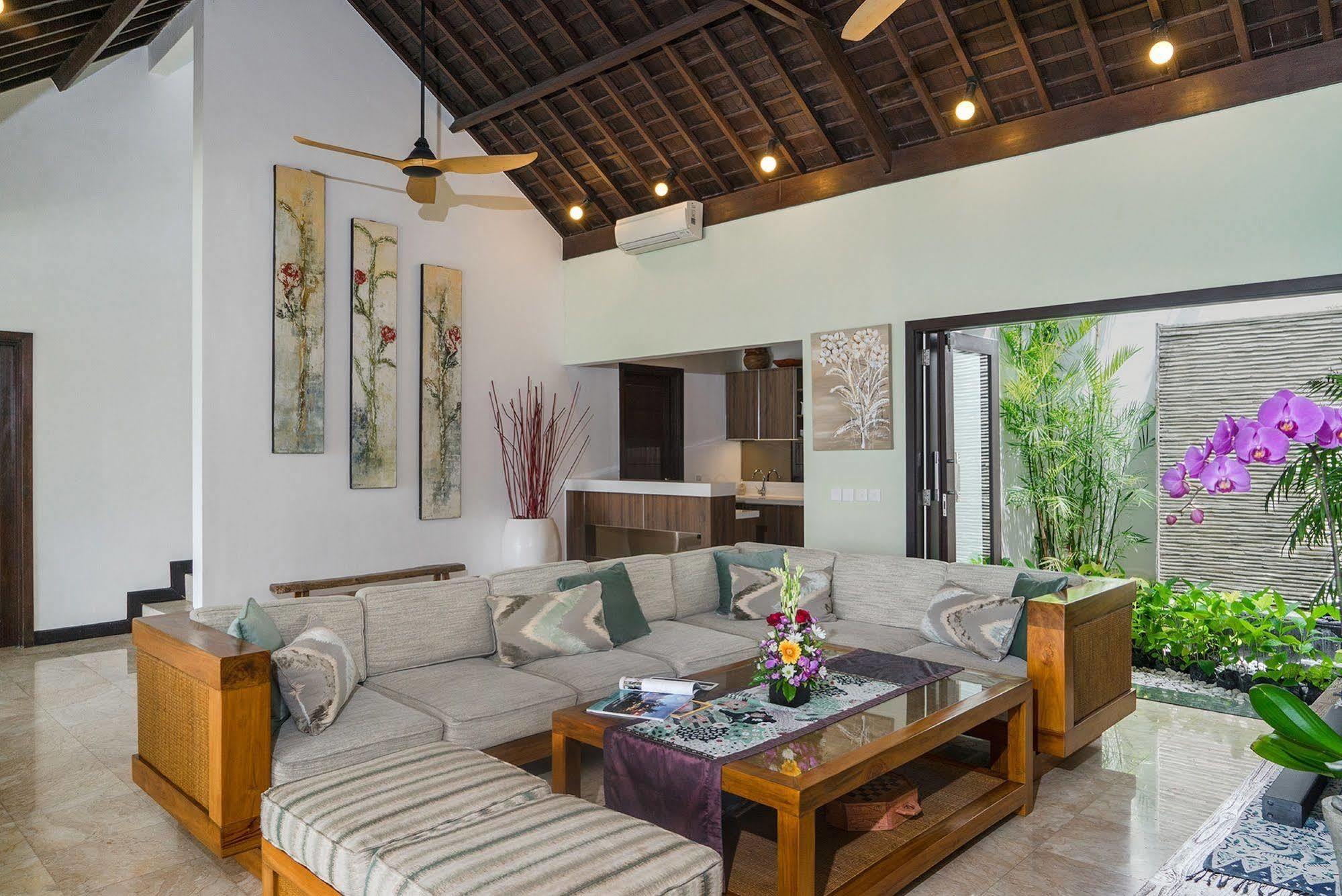 Benoa Bay Villas By Premier Hospitality Asia Nusa Dua  Esterno foto